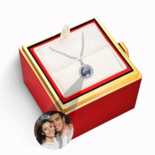 Estuche Rosa Eterna – Collar Eco del Tiempo con Foto Personalizada